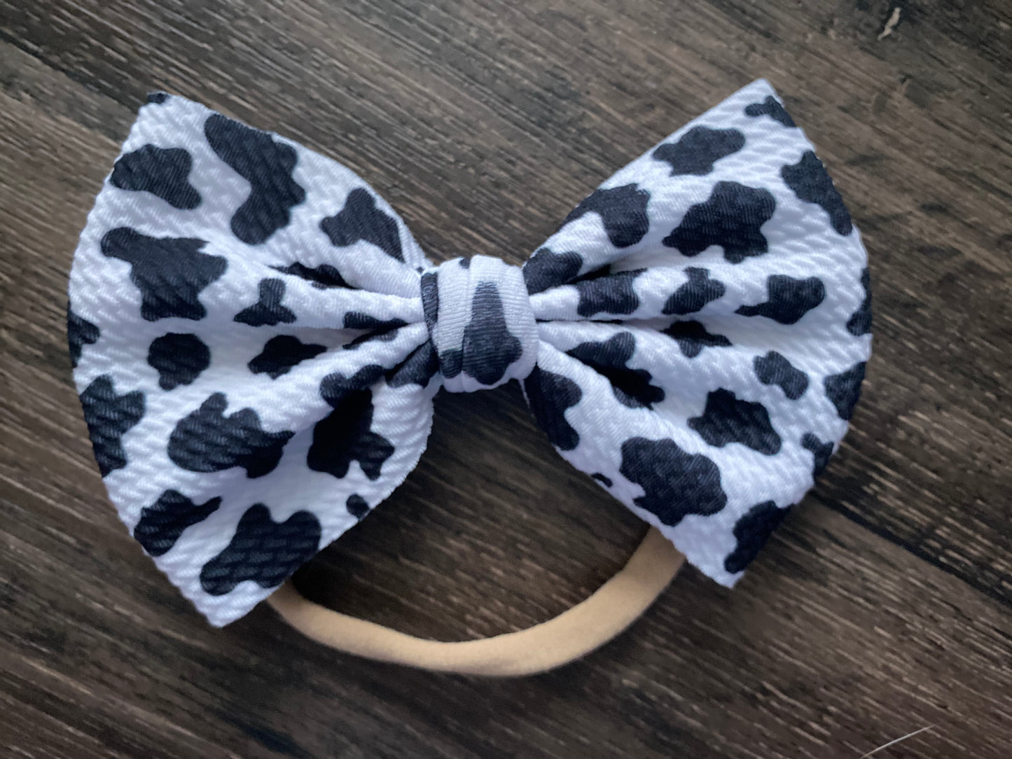 6” Bow- Cow Pattern